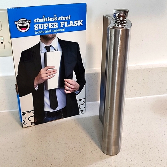 Super Flask 64 oz.New  Stainless Steel - Picture 3 of 7